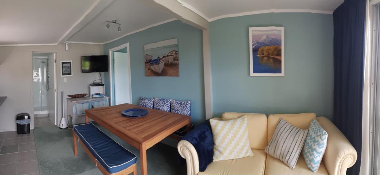 Sunseeker Lodge Whangaroa Exterior photo