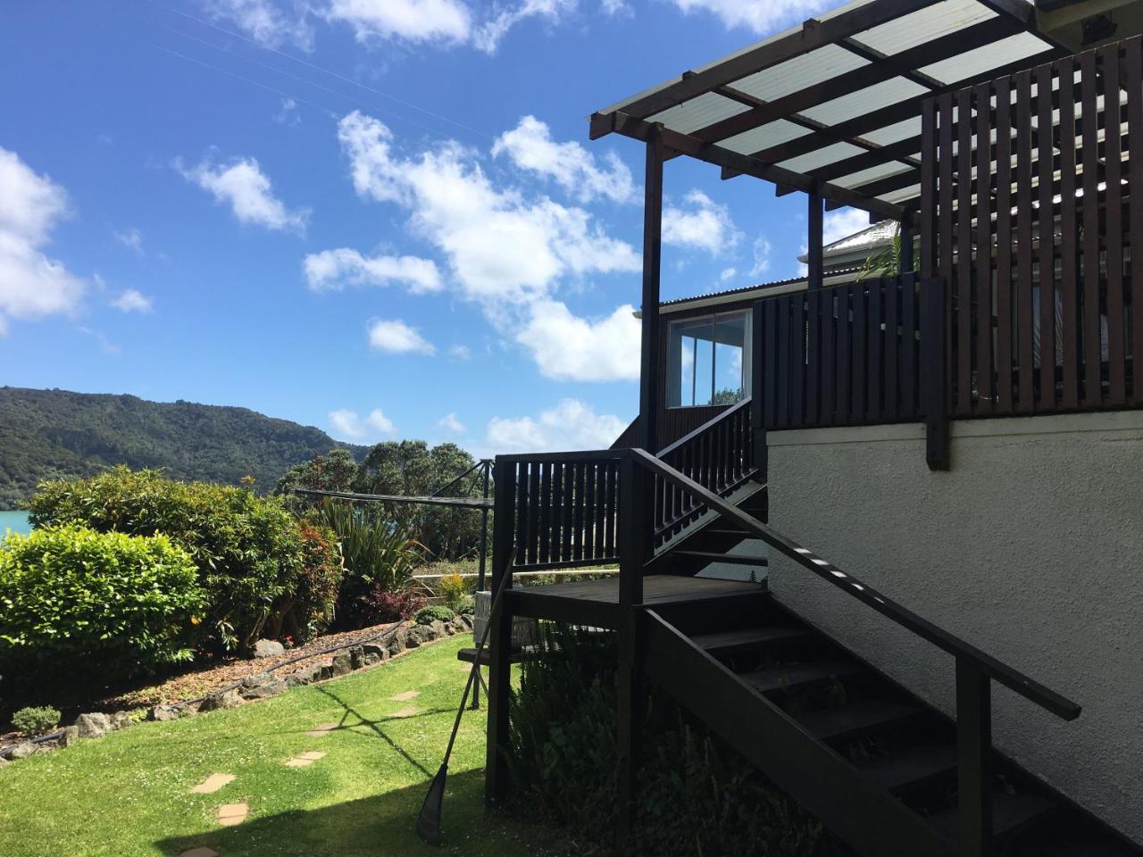 Sunseeker Lodge Whangaroa Exterior photo